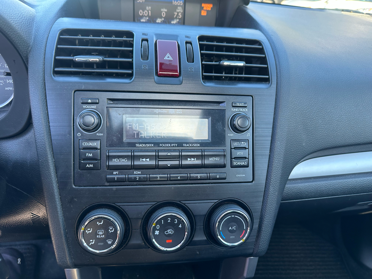 Subaru Forester 4dr CVT 2.5i Premium PZEV 2015 Subaru Forester 4dr CVT 2.5i Premium PZEV 2015