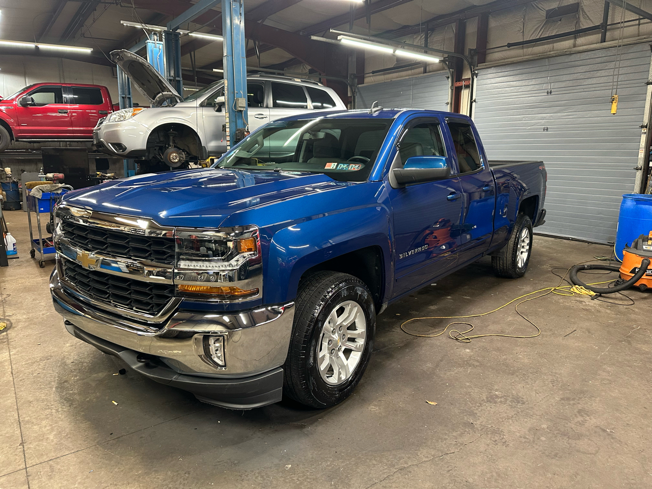 2017 Chevrolet Silverado 1500 4WD Double Cab 143.5" LT w/1LT