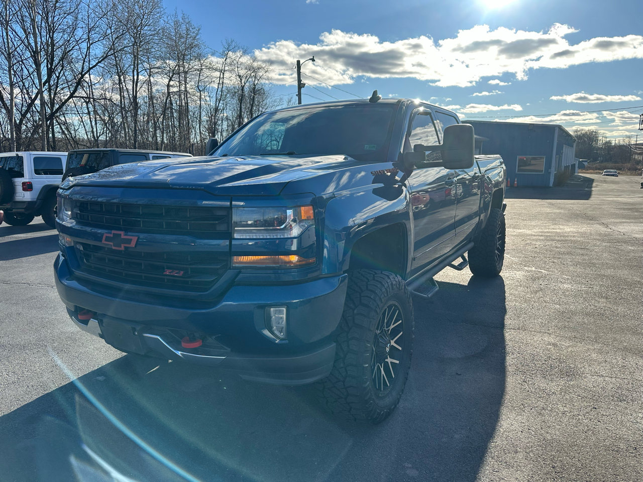 2018 Chevrolet Silverado 1500 4WD Crew Cab 143.5" LT w/2LT