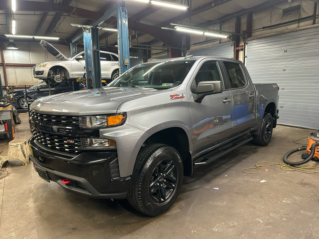 2021 Chevrolet Silverado 1500 4WD Crew Cab 147" Custom Trail Boss