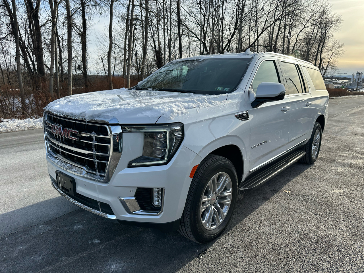 2023 GMC Yukon XL 4WD 4dr SLT
