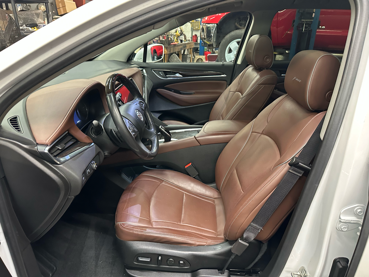 Buick Enclave AWD 4dr Avenir 2021