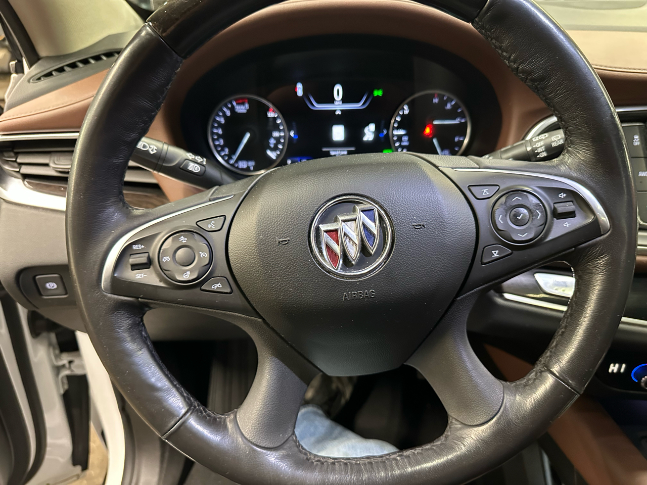 Buick Enclave AWD 4dr Avenir 2021