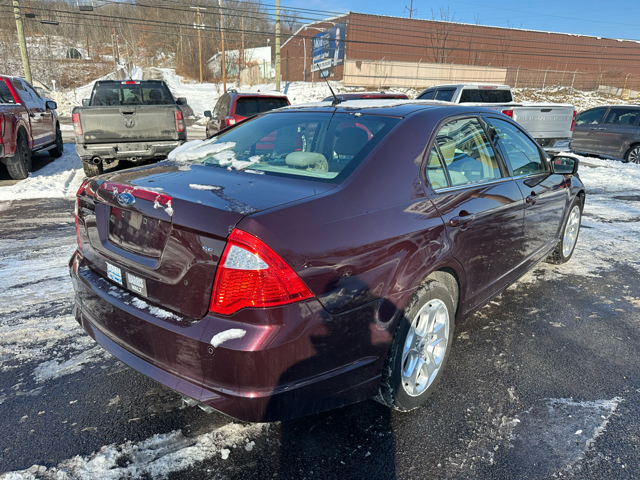 Ford Fusion 4dr Sdn SE FWD 2011