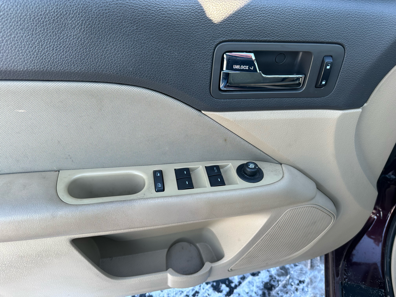 Ford Fusion 4dr Sdn SE FWD 2011