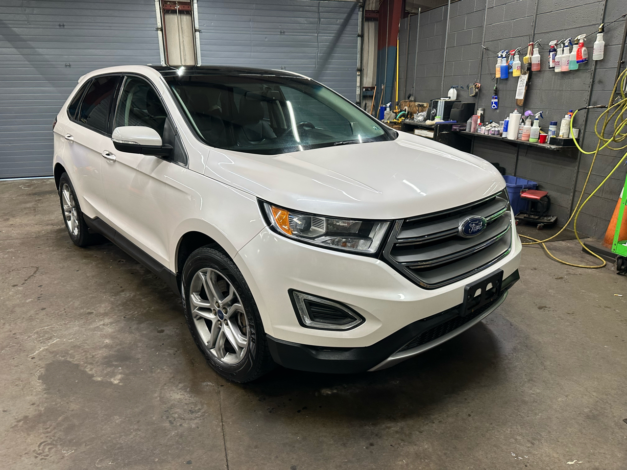 Ford Edge 4dr Titanium AWD 2015