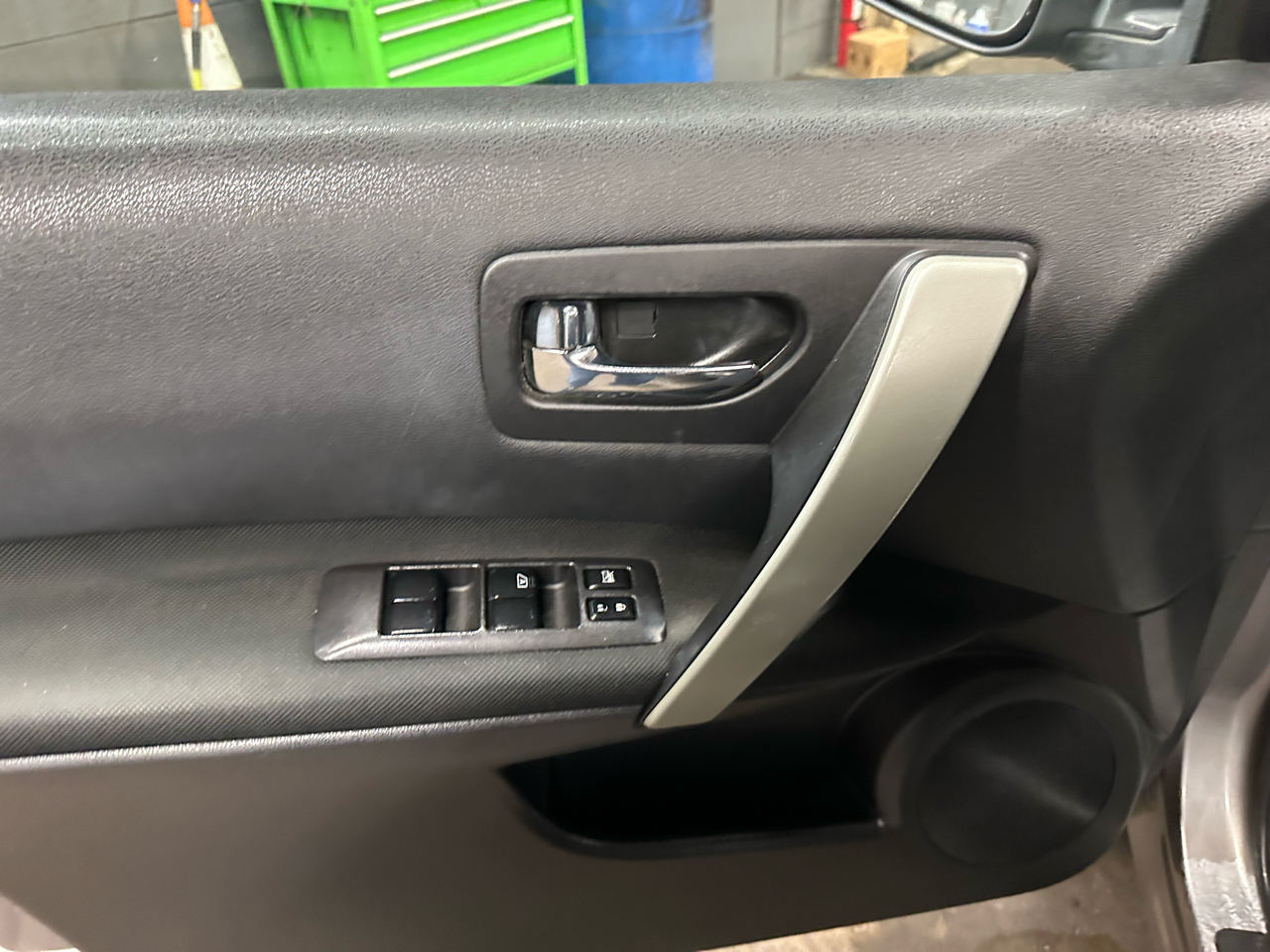 Nissan Rogue AWD 4dr S 2012