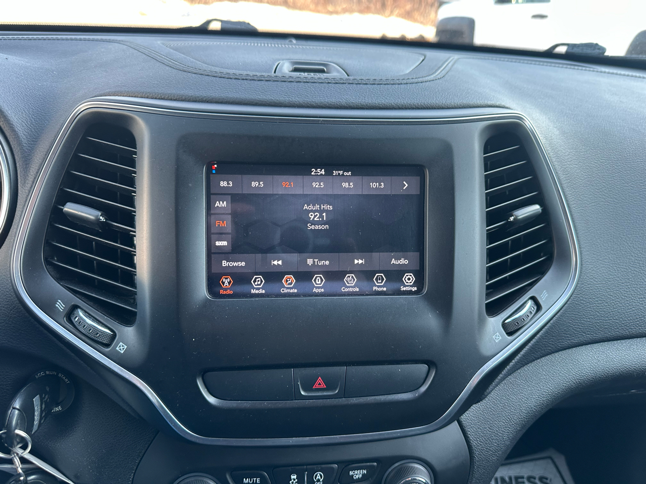 Jeep Cherokee Latitude 4x4 2019