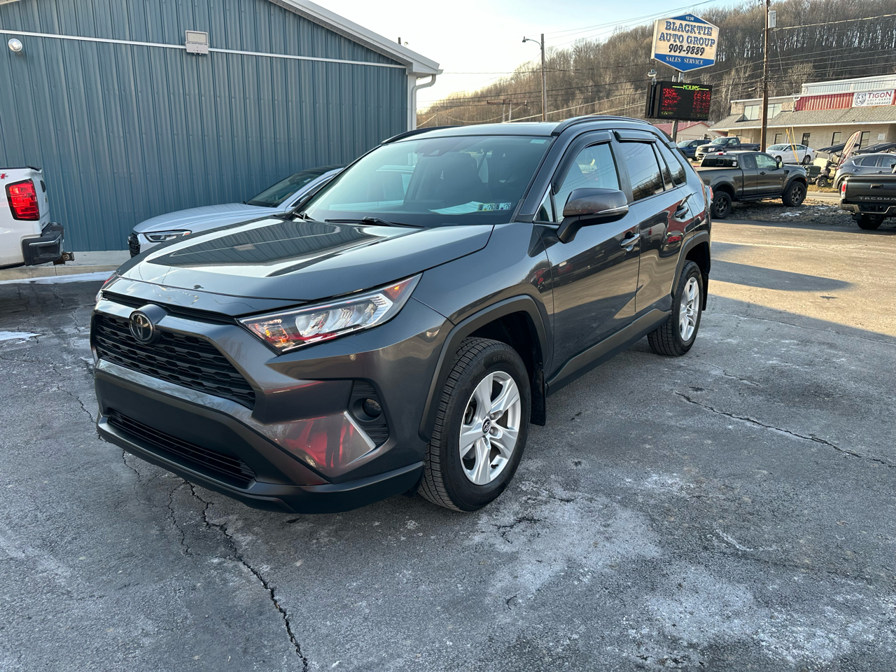 2021 Toyota RAV4 XLE AWD (Natl)