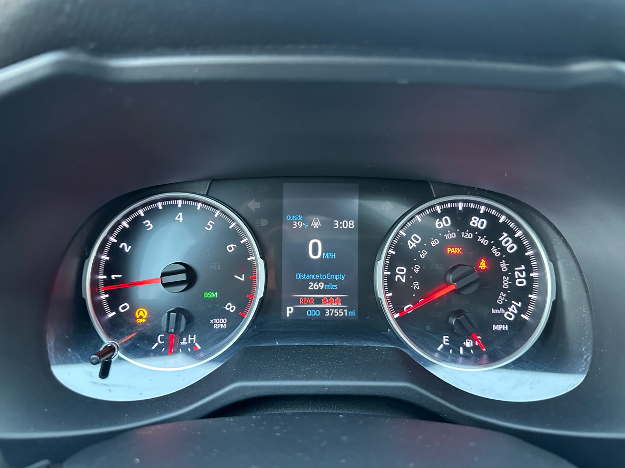 Toyota RAV4 XLE AWD (Natl) 2021