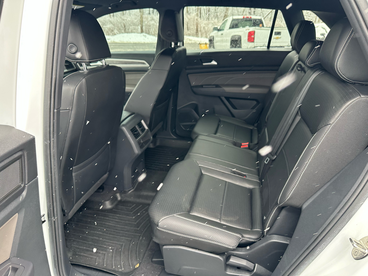 Volkswagen Atlas Cross Sport 3.6L V6 SE w/Technology FWD 2021