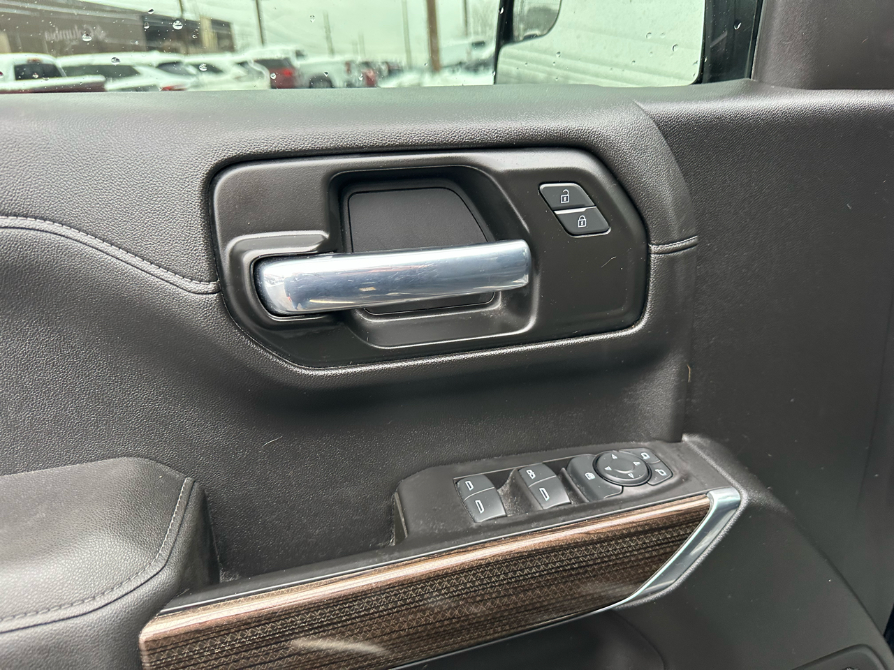 Chevrolet Silverado 1500 4WD Crew Cab 157" LT 2021