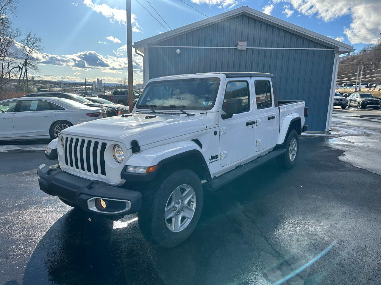 2022 Jeep Gladiator Sport S 4x4