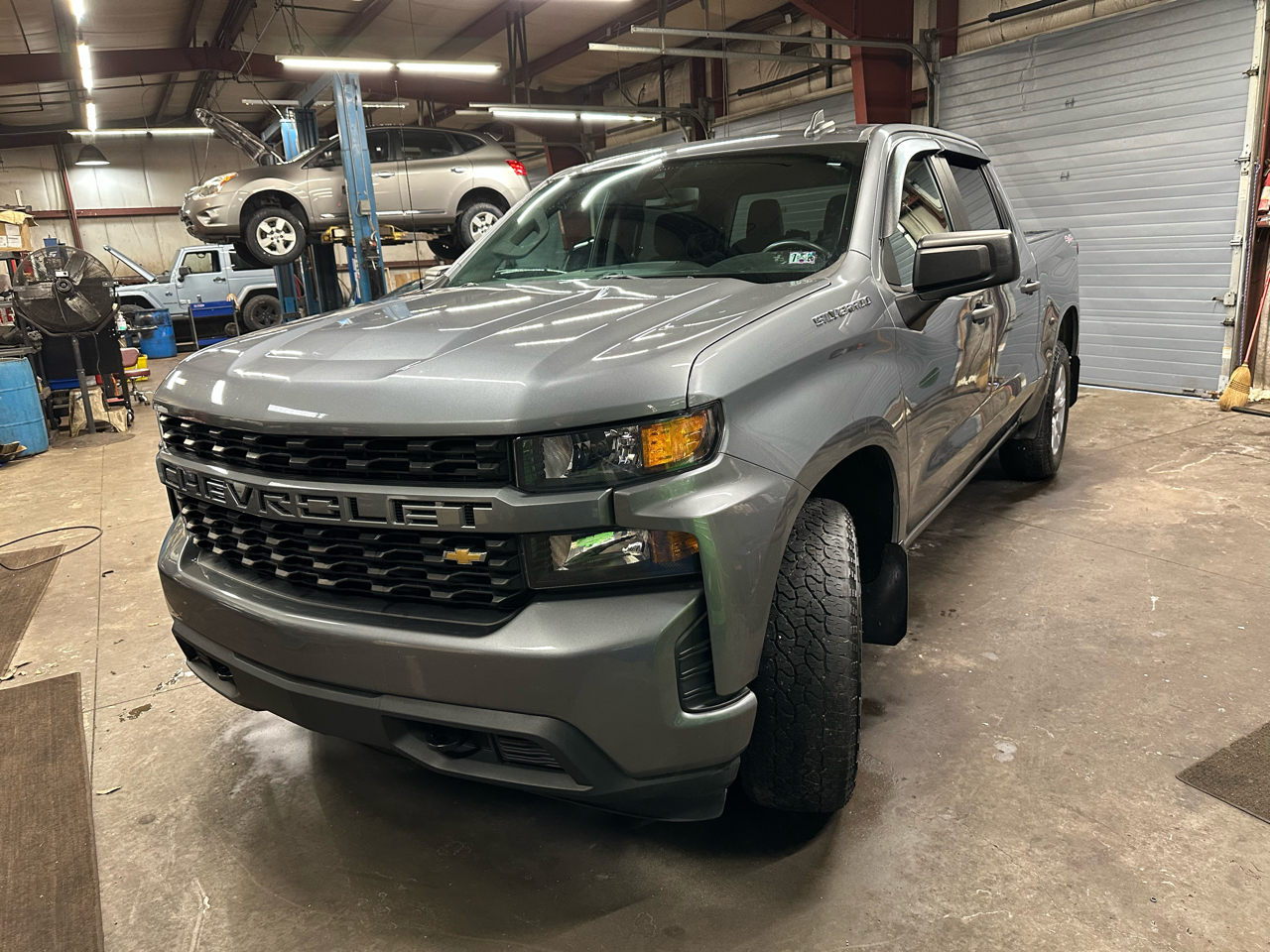 2021 Chevrolet Silverado 1500 4WD Crew Cab 147" Custom