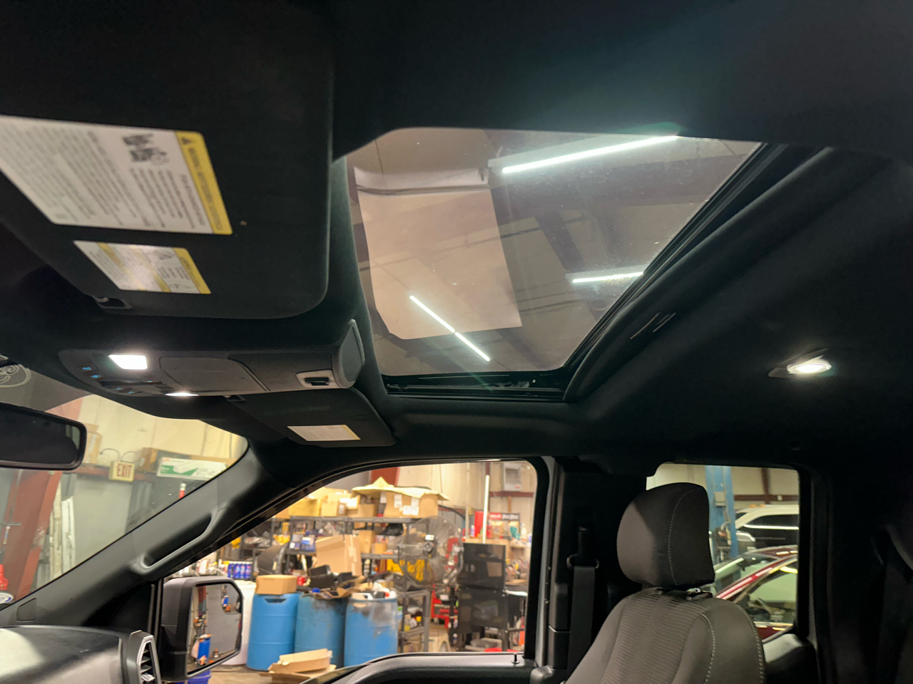 Ford F-150 4WD SuperCab 163" XLT w/Midbox Prep 2015