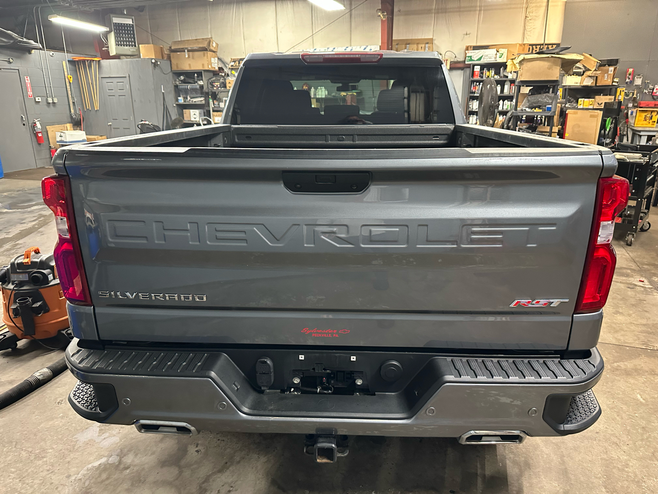 Chevrolet Silverado 1500 LTD 4WD Crew Cab 157" RST 2022