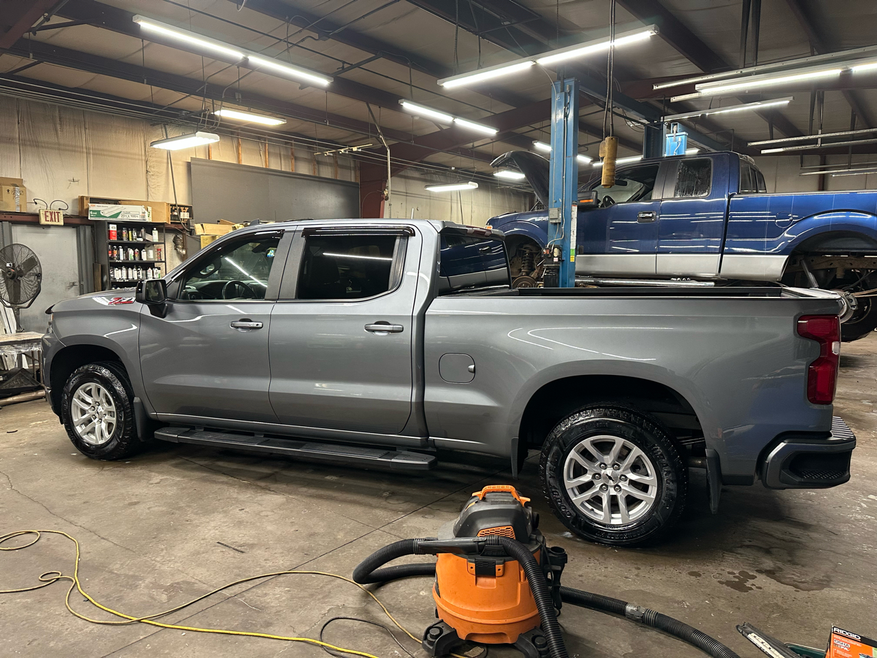 Chevrolet Silverado 1500 LTD 4WD Crew Cab 157" RST 2022