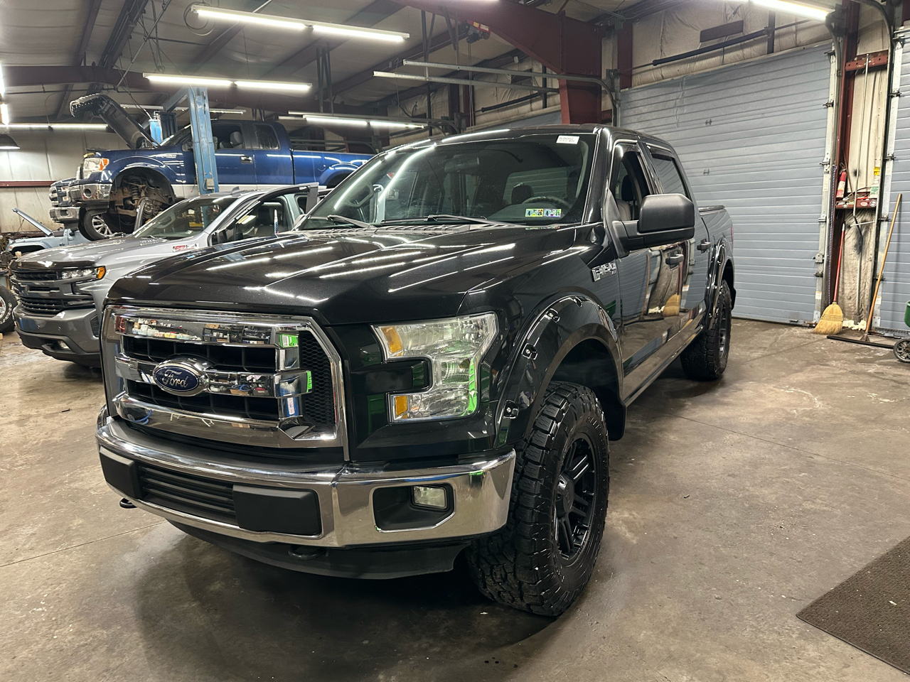 2015 Ford F-150 XLT's photo