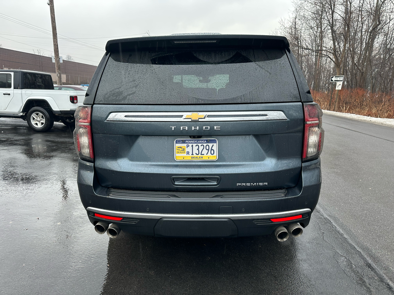 Chevrolet Tahoe 4WD 4dr Premier 2021