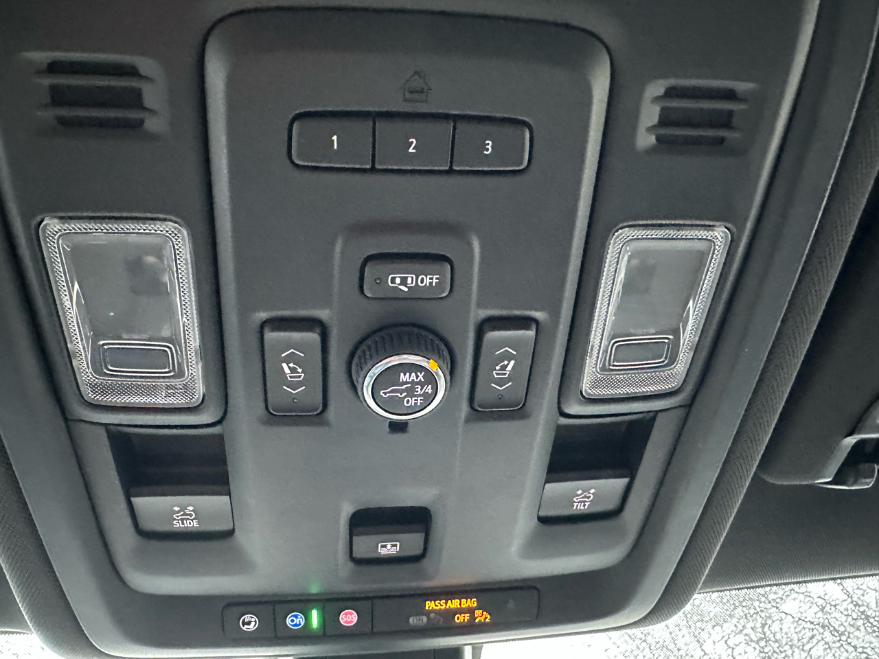 Chevrolet Tahoe 4WD 4dr Premier 2021