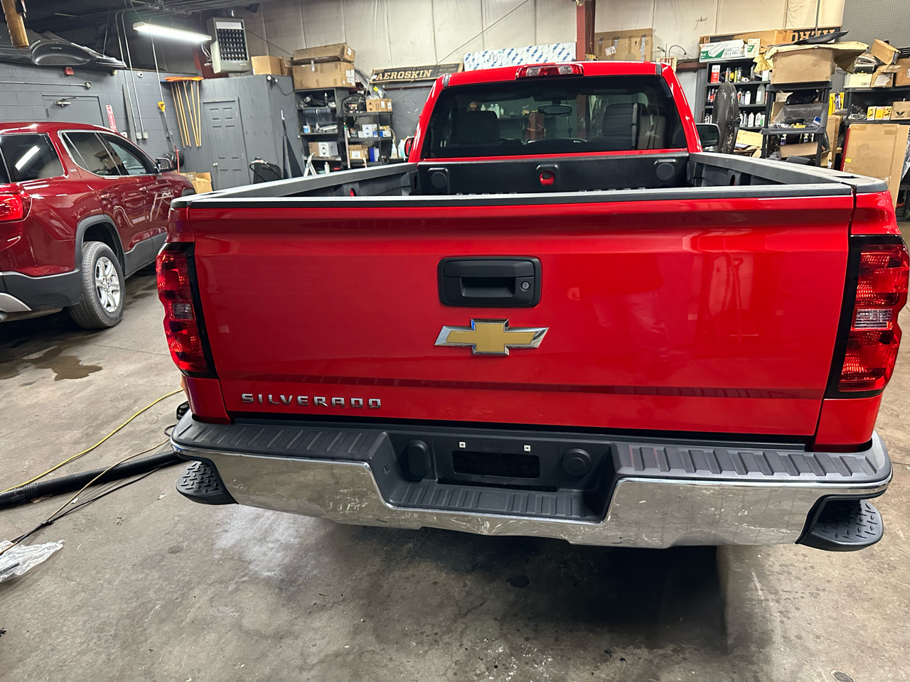 Chevrolet Silverado 1500 4WD Reg Cab 133.0" LS 2016