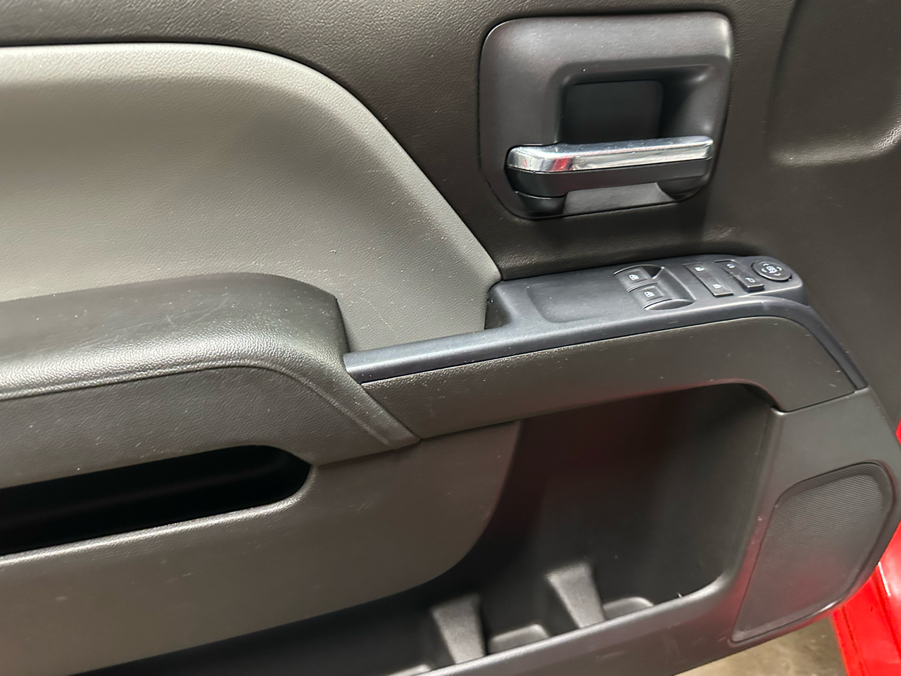 Chevrolet Silverado 1500 4WD Reg Cab 133.0" LS 2016