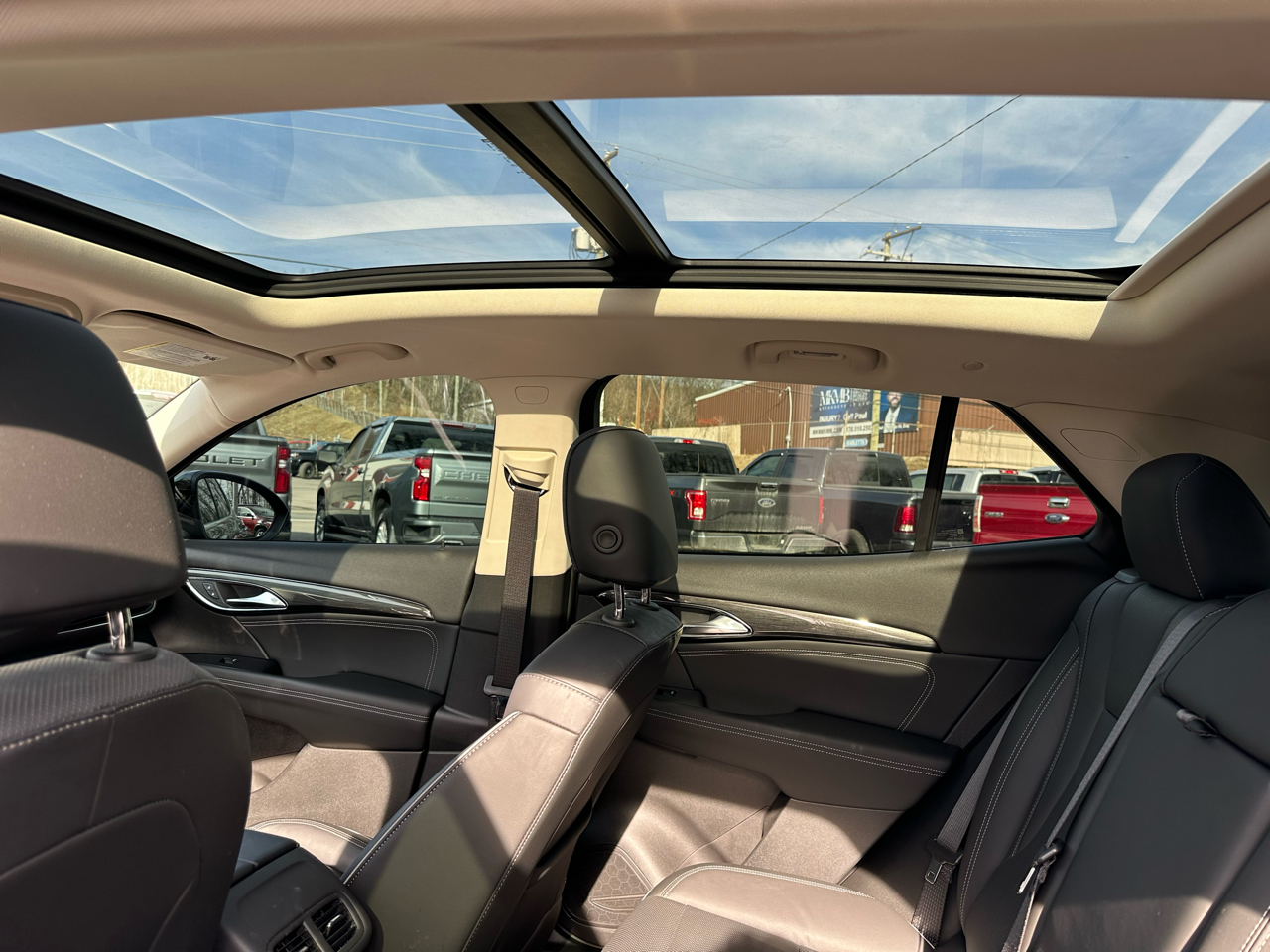 Buick Envision AWD 4dr Essence 2021