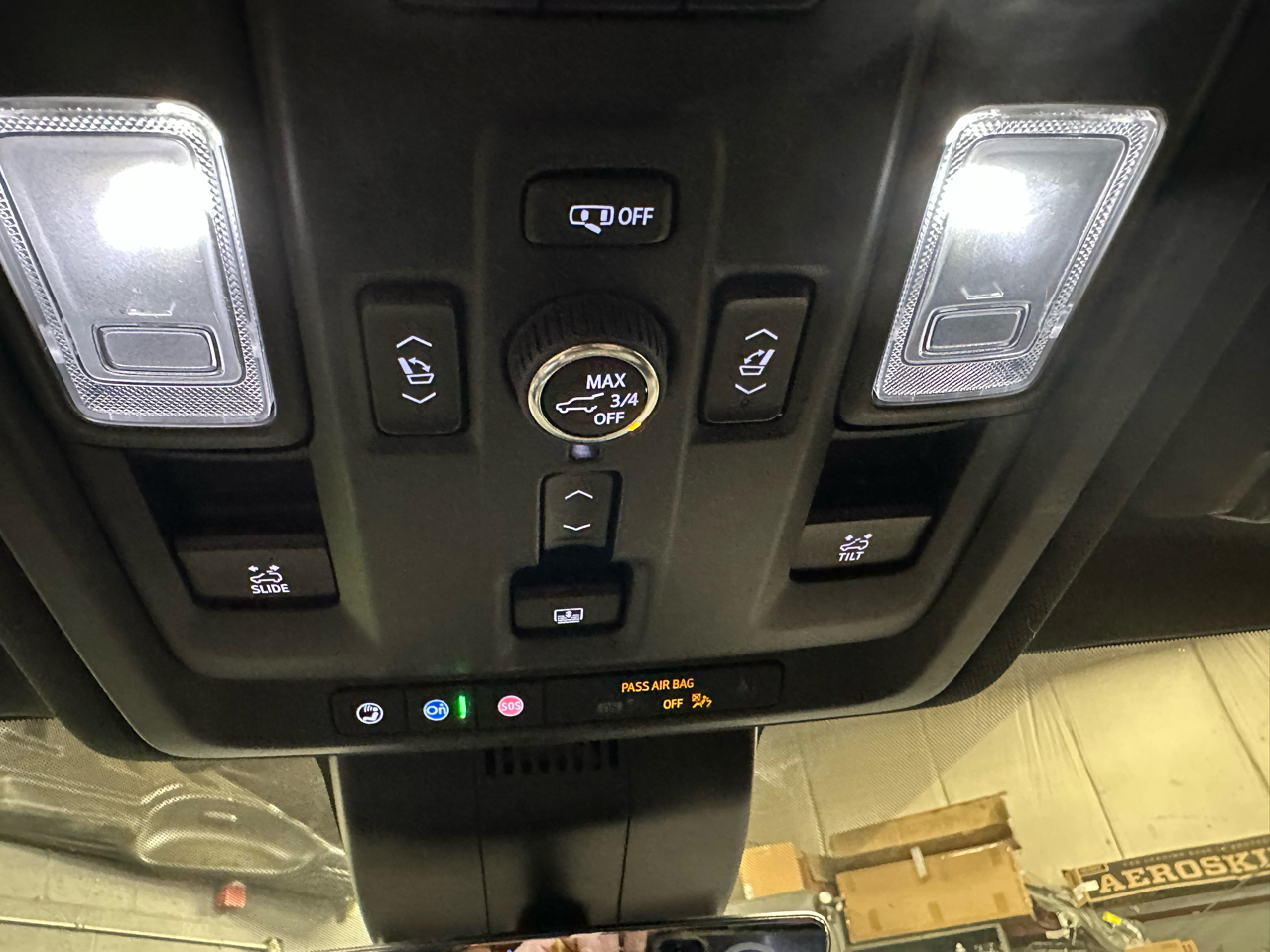 Chevrolet Suburban 4WD 4dr Premier 2023