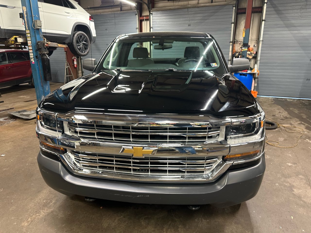 Chevrolet Silverado 1500 4WD Reg Cab 119.0" Work Truck 2017