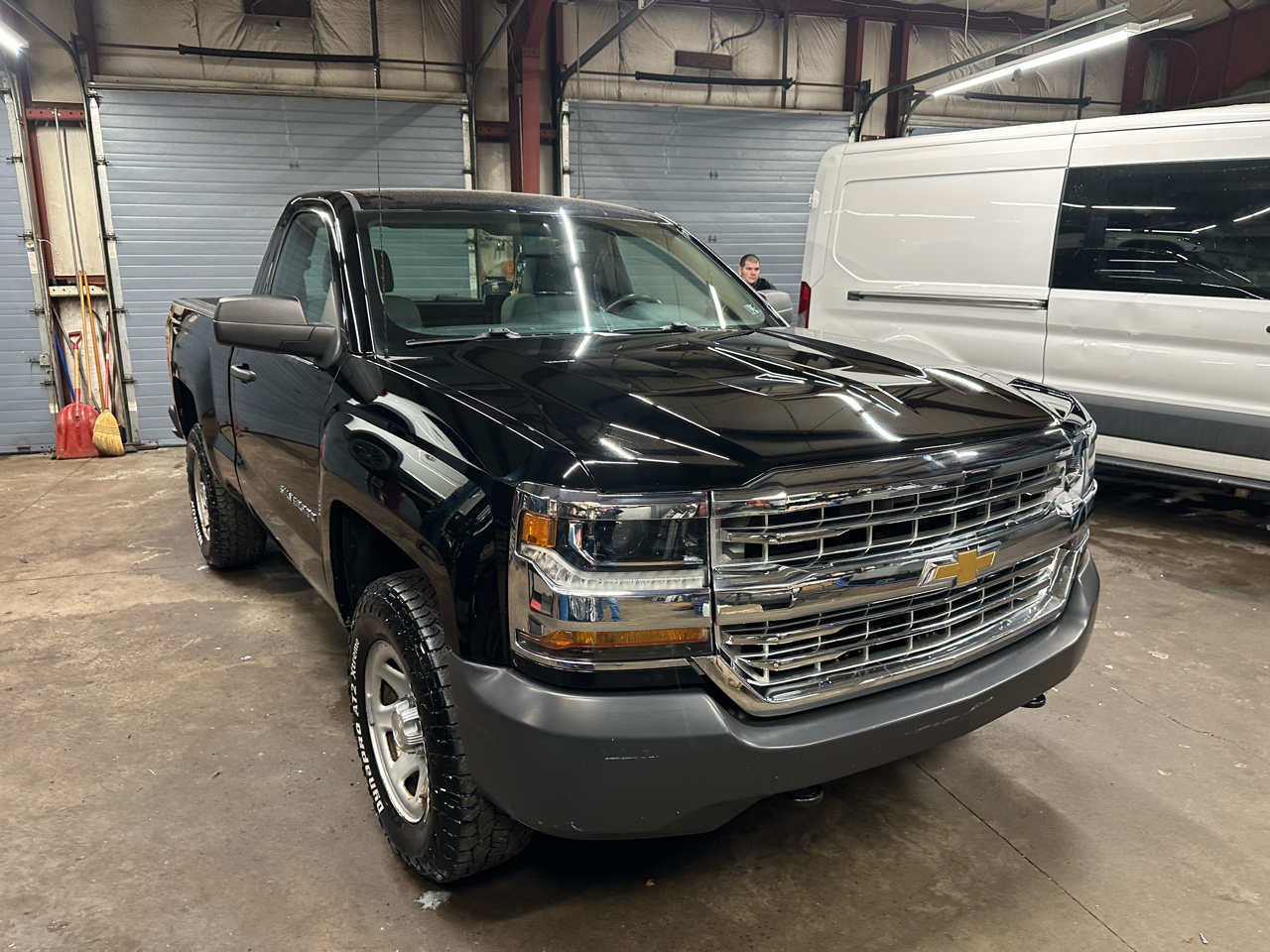 Chevrolet Silverado 1500 4WD Reg Cab 119.0" Work Truck 2017