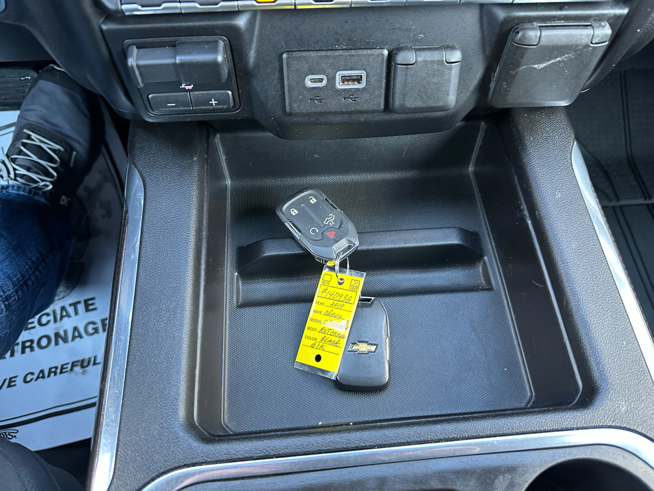 Chevrolet Silverado 1500 4WD Crew Cab 147" RST 2019