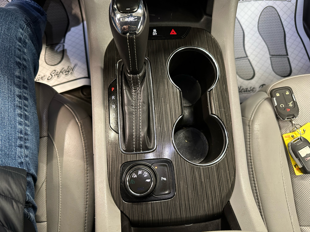 GMC Acadia AWD 4dr SLT w/SLT-1 2018