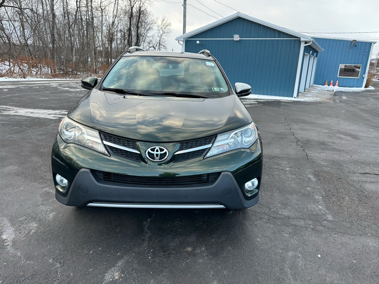 Toyota RAV4 AWD 4dr XLE (Natl) 2013