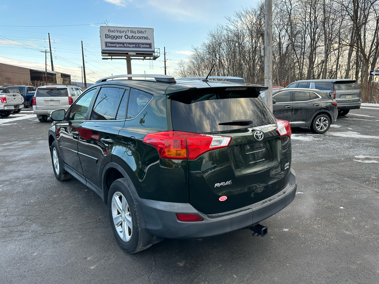 Toyota RAV4 AWD 4dr XLE (Natl) 2013