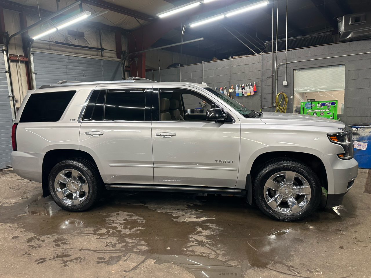 Chevrolet Tahoe 4WD 4dr LTZ 2016