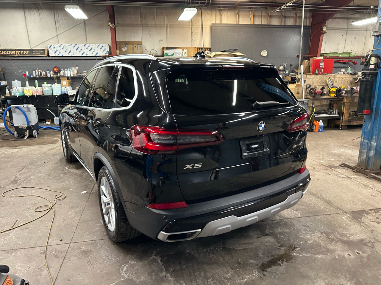 BMW X5 xDrive40i Sports Activity Vehicle 2022