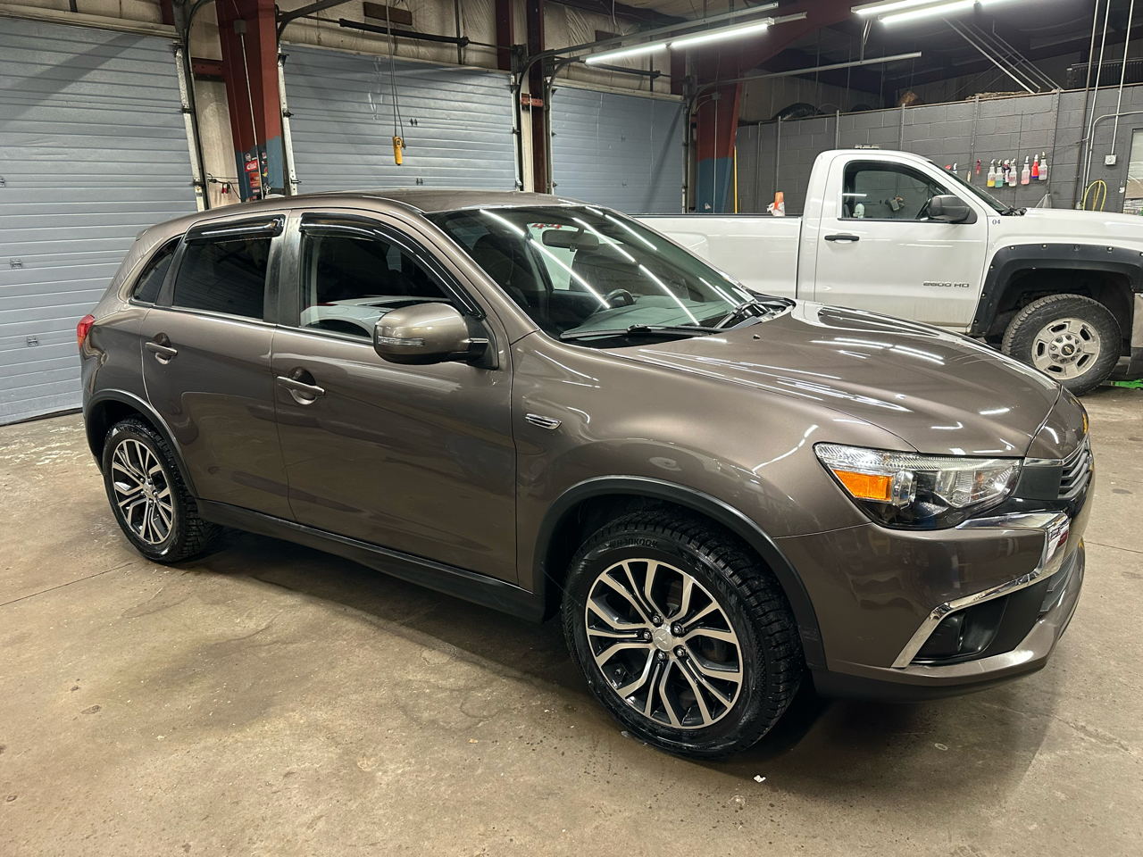 Mitsubishi Outlander Sport ES 2.0 AWC CVT 2017