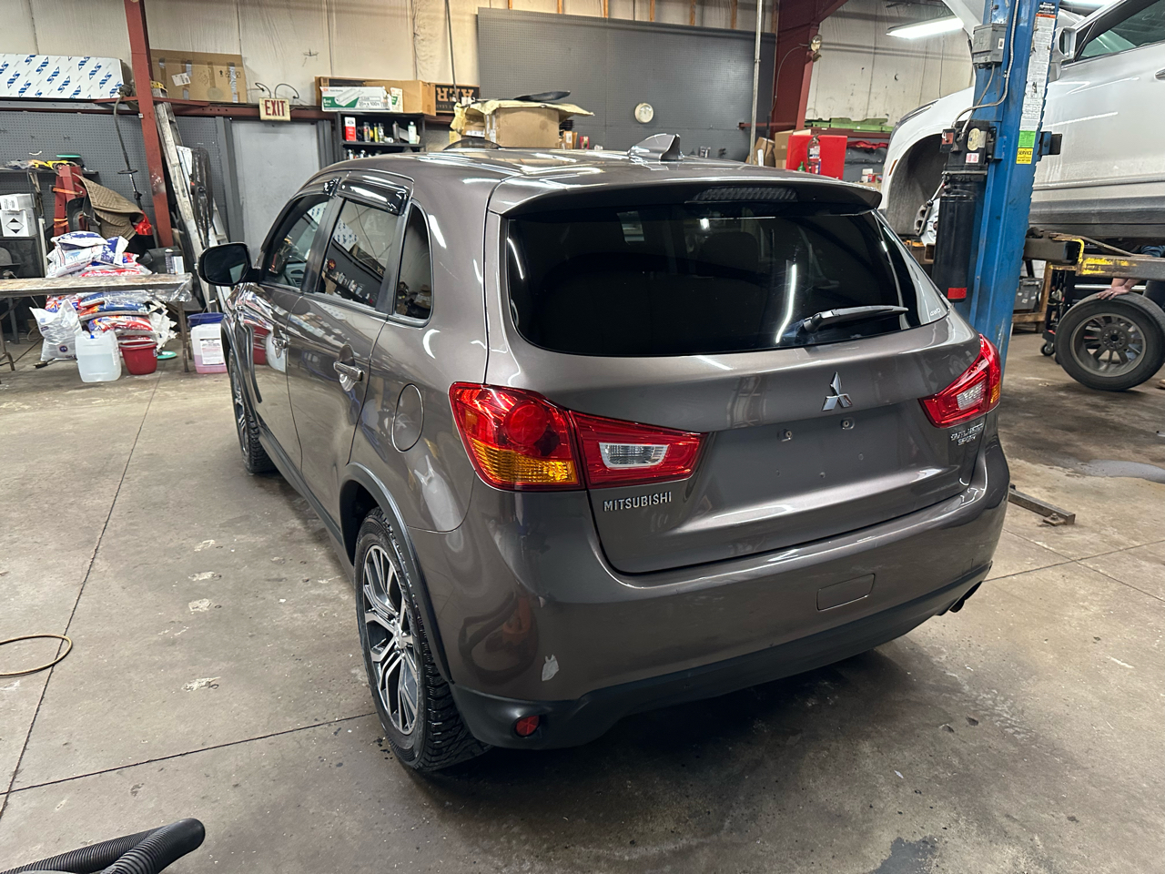 Mitsubishi Outlander Sport ES 2.0 AWC CVT 2017