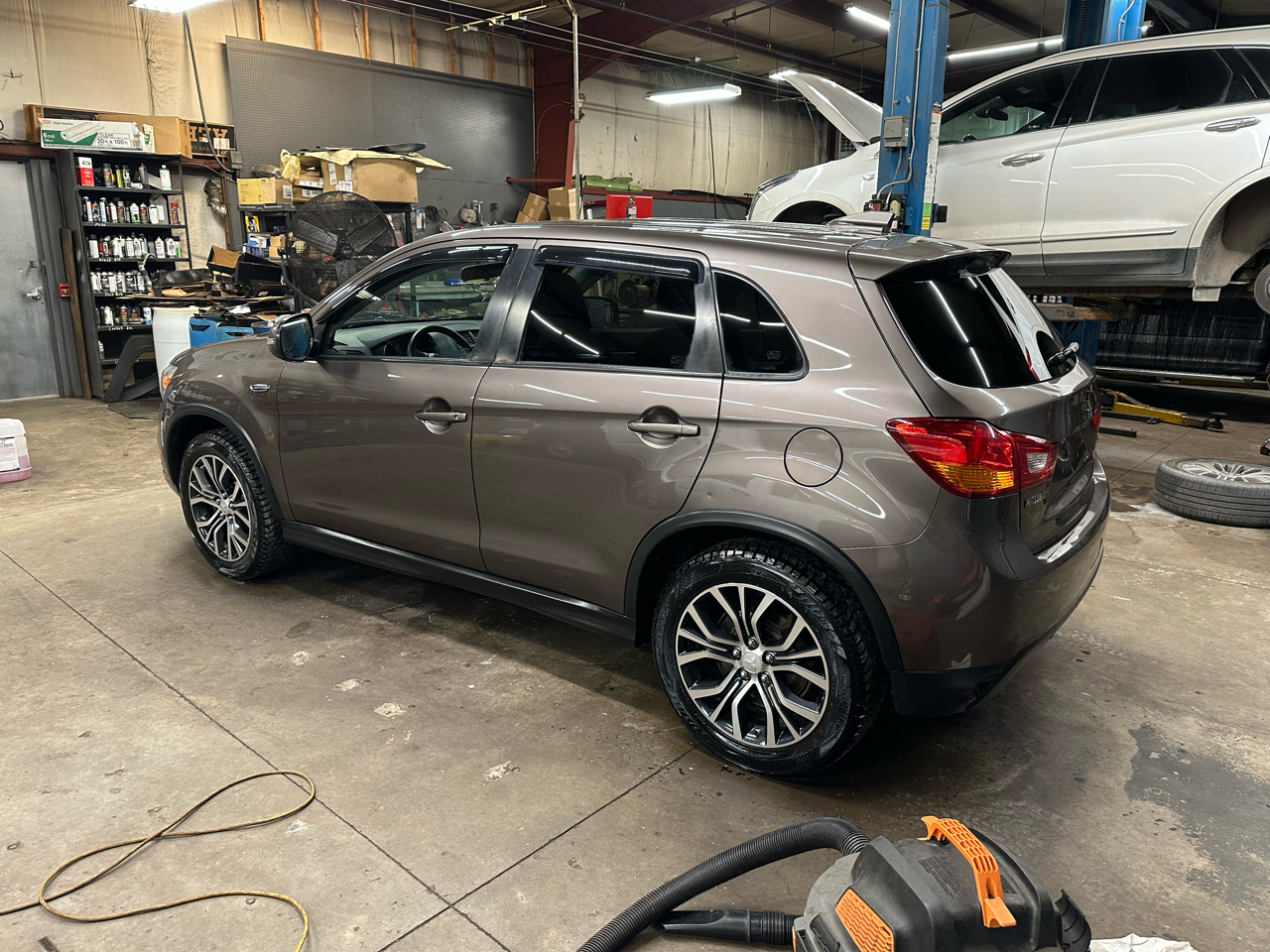 Mitsubishi Outlander Sport ES 2.0 AWC CVT 2017