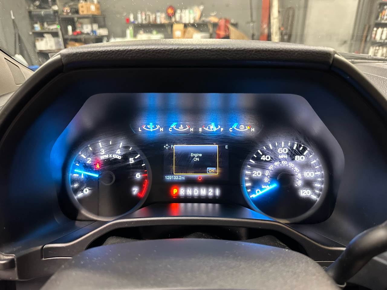 Ford F-150 4WD SuperCab 163" XLT w/HD Payload Pkg 2015