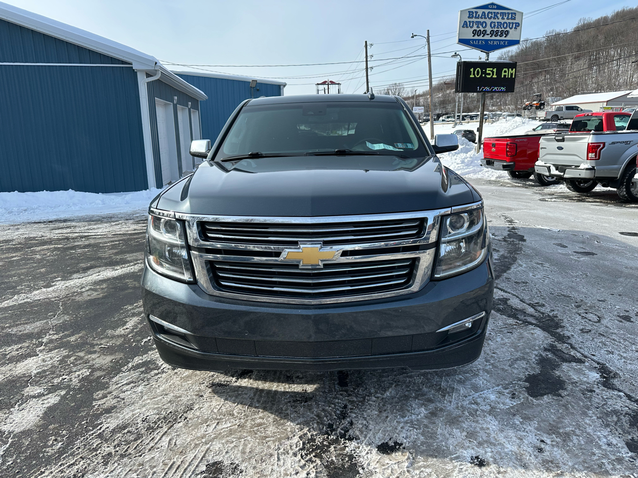 Chevrolet Suburban 4WD 4dr 1500 Premier 2019