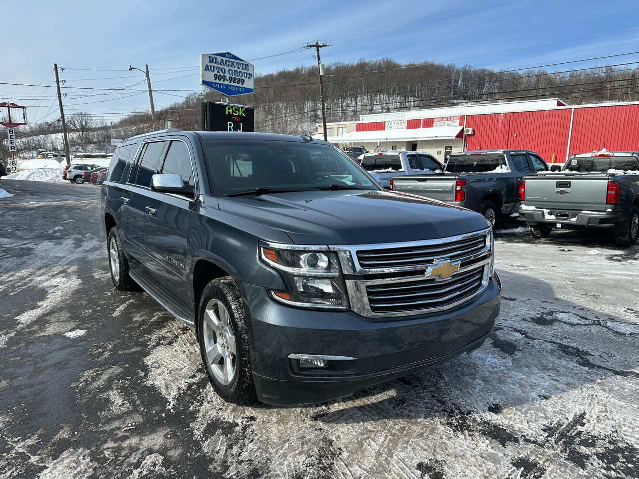 Chevrolet Suburban 4WD 4dr 1500 Premier 2019