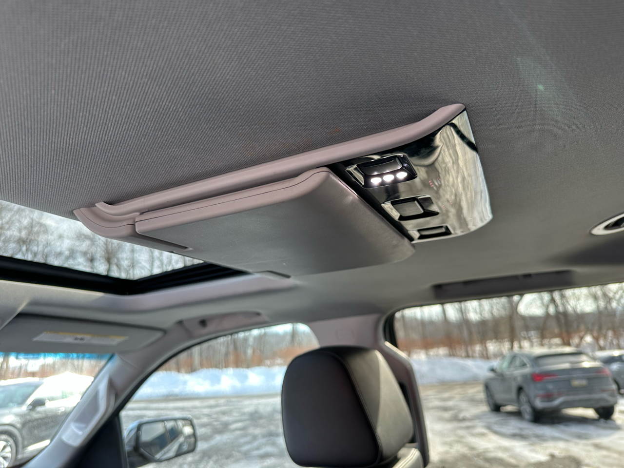 Chevrolet Suburban 4WD 4dr 1500 Premier 2019