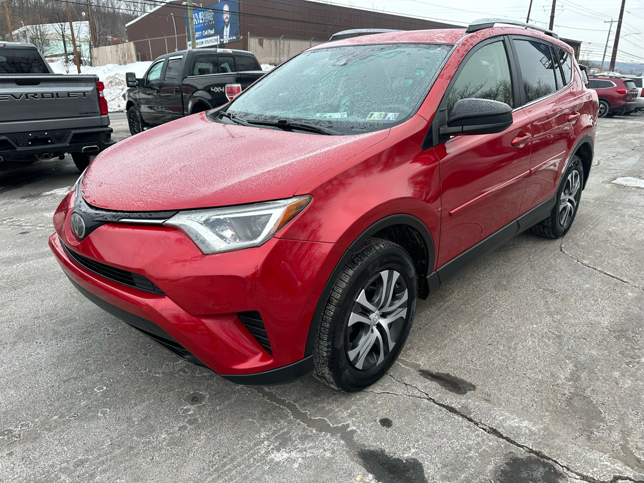 Toyota RAV4 LE AWD (Natl) 2017