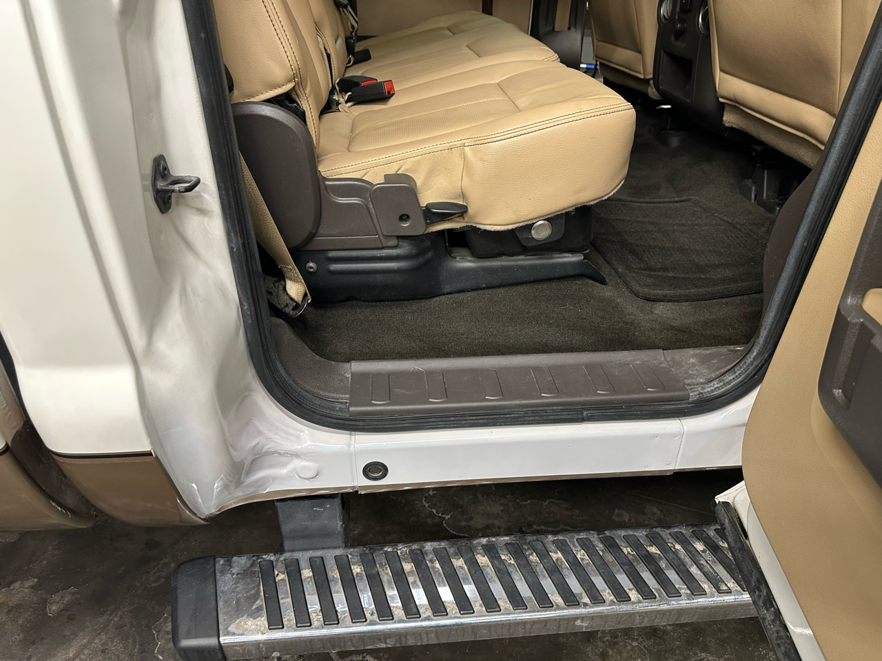 Ford Super Duty F-250 SRW 4WD Crew Cab 156" Lariat 2014