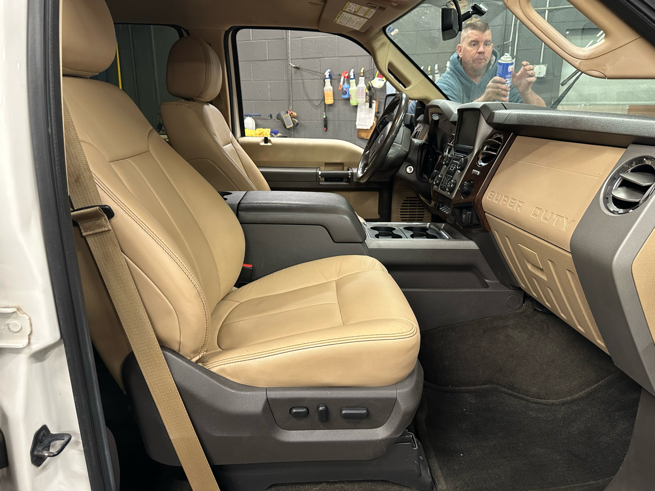 Ford Super Duty F-250 SRW 4WD Crew Cab 156" Lariat 2014