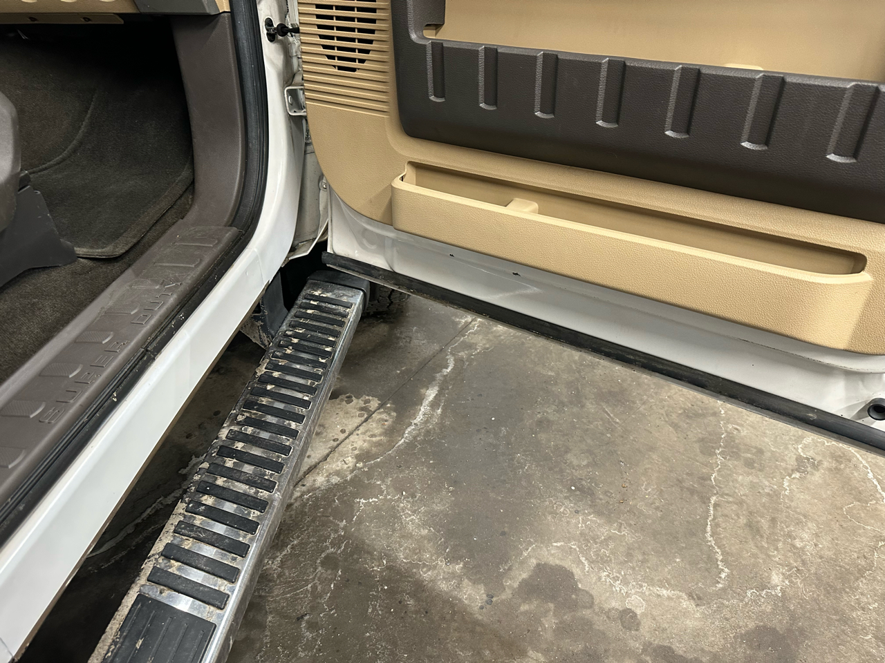 Ford Super Duty F-250 SRW 4WD Crew Cab 156" Lariat 2014