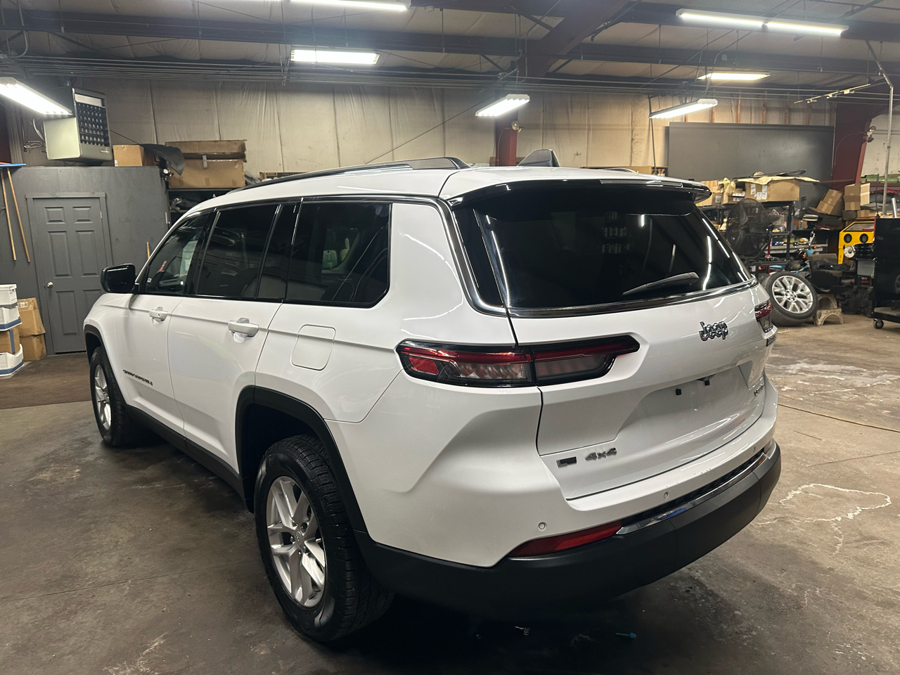 Jeep Grand Cherokee L Laredo 4x4 2021