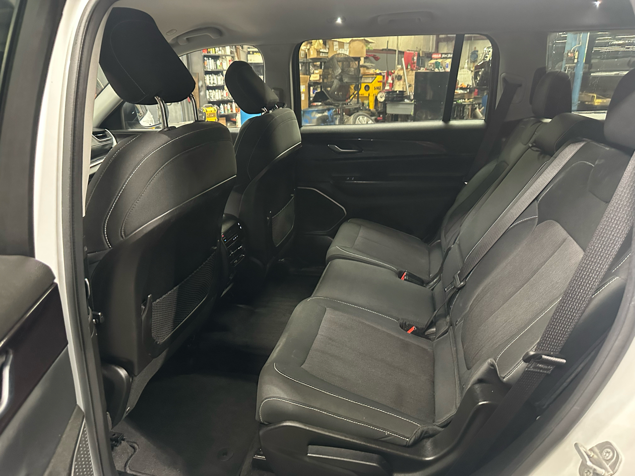 Jeep Grand Cherokee L Laredo 4x4 2021