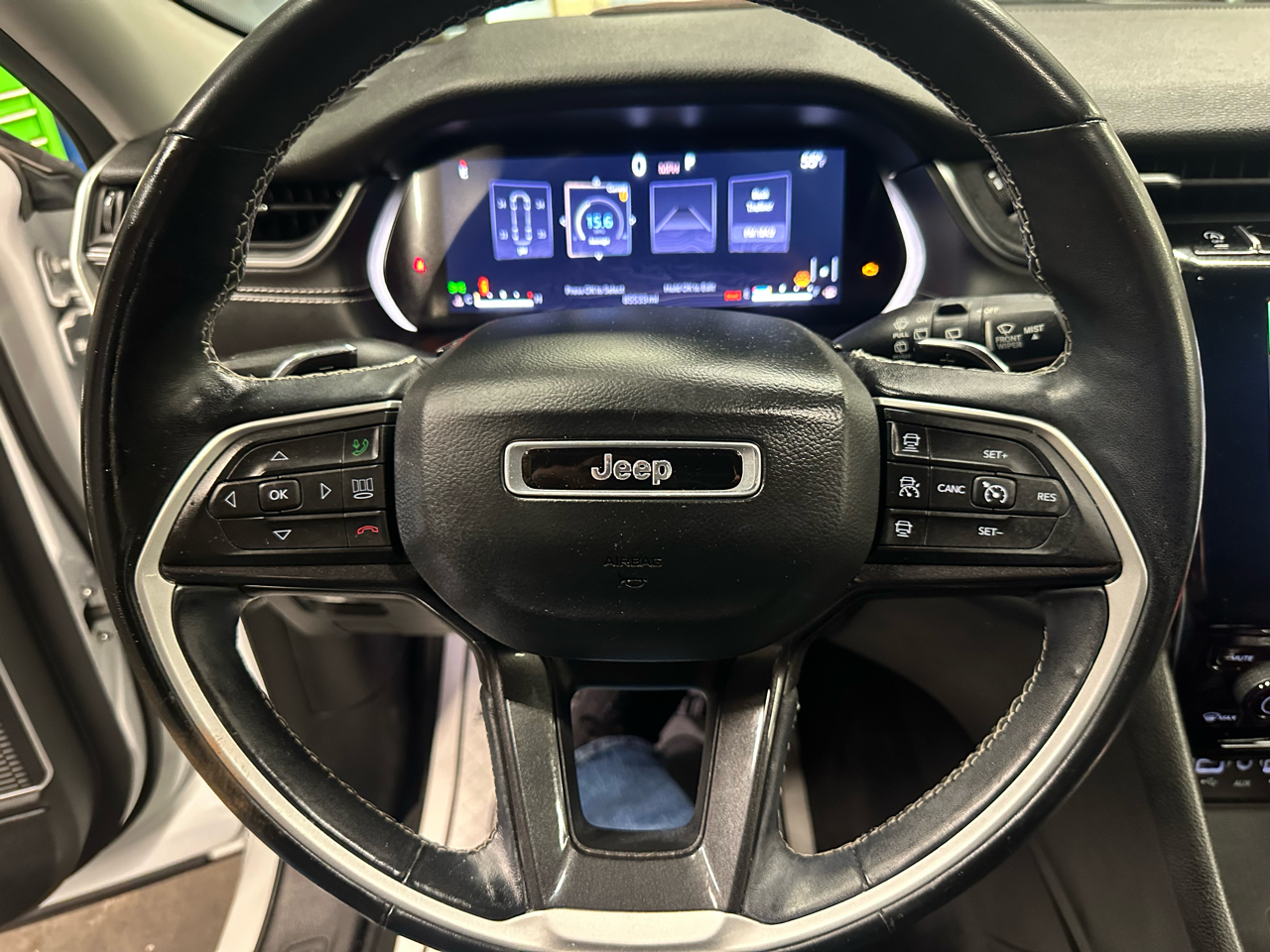 Jeep Grand Cherokee L Laredo 4x4 2021